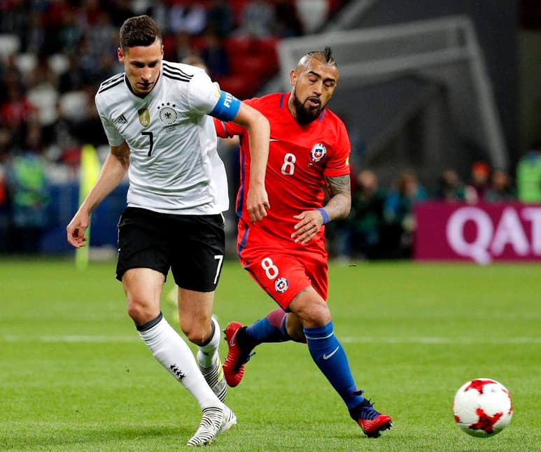 Julian Draxler (i) es el capitán de la selección alemana en Rusia. (EFE)