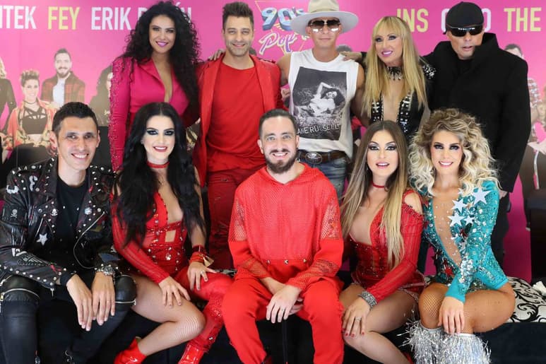 Reconocimiento. Debido a las altas ventas por su disco grabado en vivo, recibieron certificación de Disco de Oro.