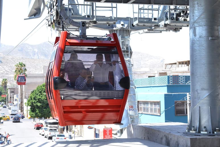 Se realizó el primer recorrido de supervisión del Teleférico de Torreón. (FERNANDO COMPEÁN)