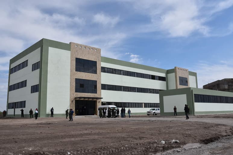 Autoridades militares dieron a conocer que la obra concluirá el próximo 10 de octubre del presente año. (ARCHIVO)