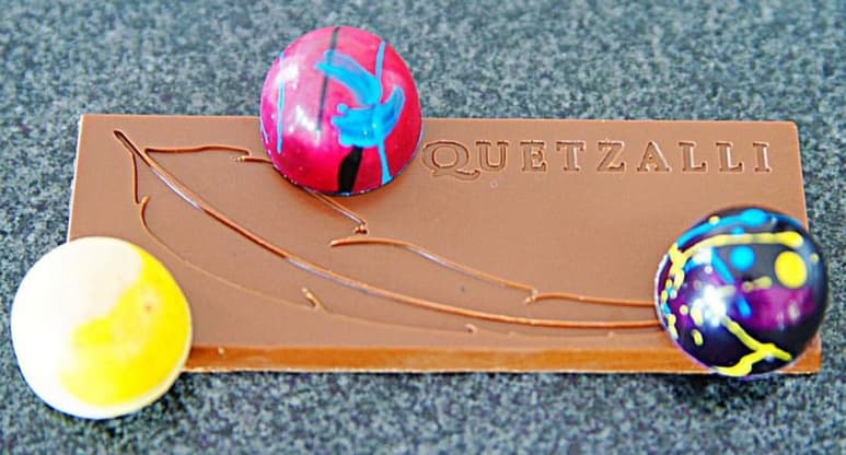 La empresa tabasqueña obtuvo cinco medallas en los International Chocolate Awards —tres de plata y dos de bronce— compitiendo contra más de mil participantes. (TWITTER)