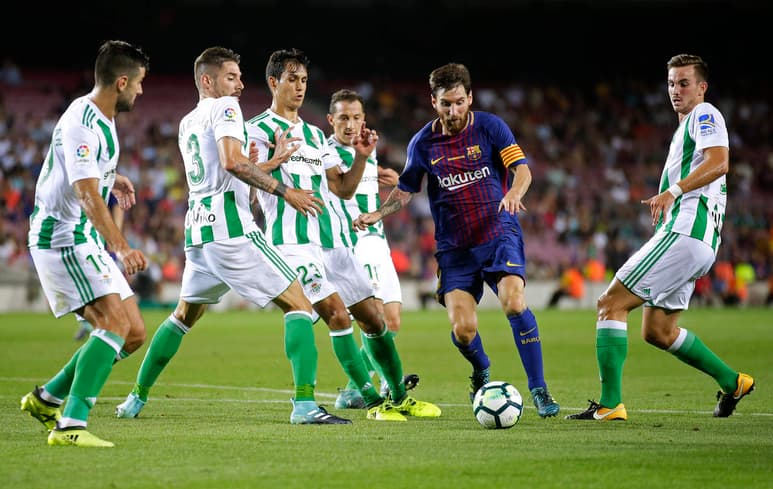 Barcelona inició con el pie derecho la Liga de España con una victoria en casa 2-0 sobre el Betis. (AP)