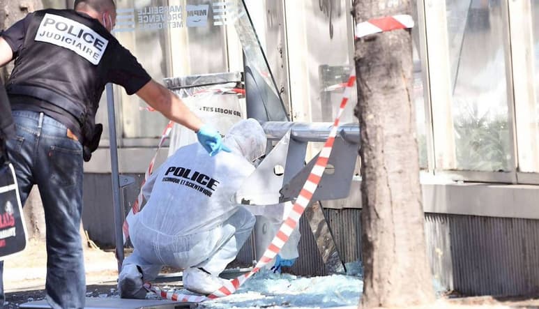 Las fuerzas del orden francesas abrieron una operación policial. (TWITTER)
