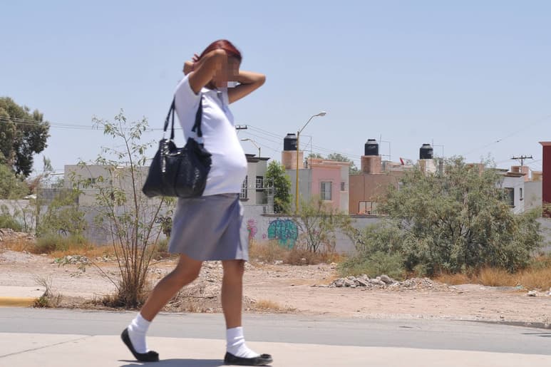 Estudian. Sedu y Salud Municipal realizan un diagnóstico para prevención de embarazos. (ARCHIVO)