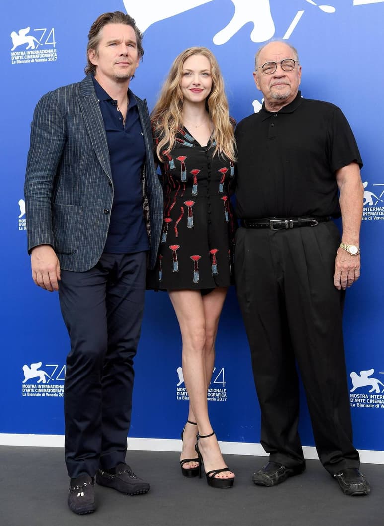 Invitados. Ethan Hawke, Amanda Seyfried y Paul Schrader. (EFE)
