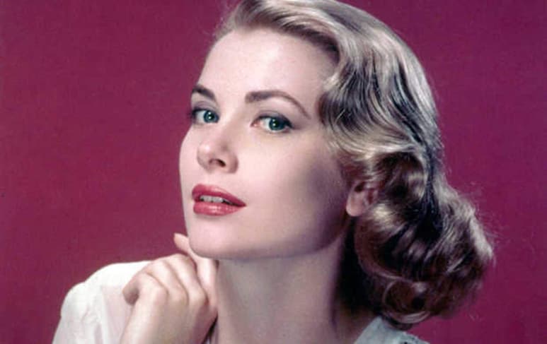 Kelly, con tan sólo 27 años pasaría de ser una actriz hollywoodense oriunda de Filadelfia, Estados Unidos (12 de noviembre de 1929) a formar parte del principado de Mónaco y ser nombrada su alteza serenísima Princesa consorte de Mónaco.