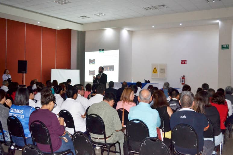 Prevención. La prioridad en materia de adicciones es trabajar para evitar que inicien consumo. (EL SIGLO DE TORREÓN)