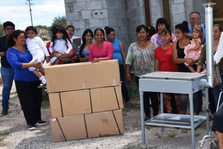 Apoyos. Se trata de programas que maneja el Ayuntamiento, algunos con mezcla de recursos, para mitigar la marginación. (EL SIGLO DE TORREÓN)