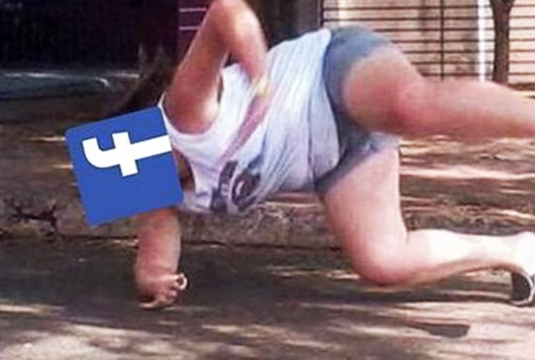 Facebook se cae, pero los memes no...