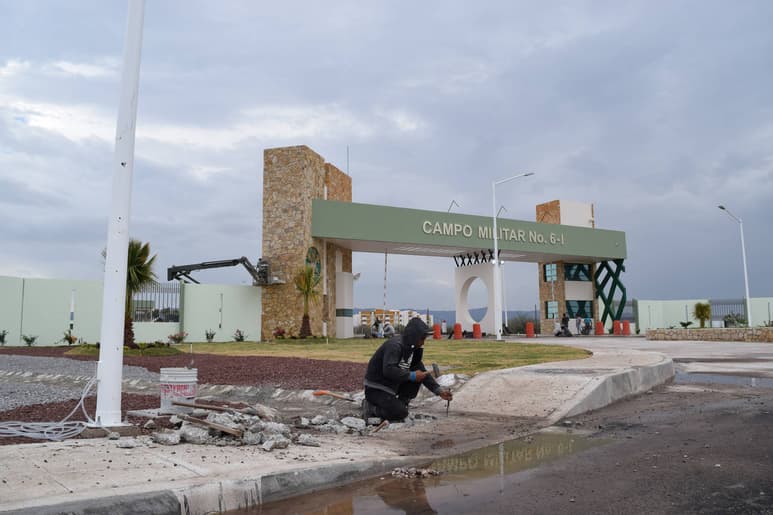 Falta poco. Edificios del cuartel de San Pedro quedrán listos el 23 de octubre, sólo afinan detalles.  (EL SIGLO DE TORREÓN/MARY VÁZQUEZ)