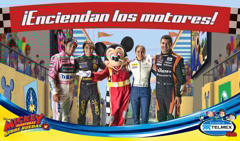 Mickey Mouse, en compañía de los reconocidos pilotos que forman parte de Escudería Telmex, quien celebra su 15 aniversario, serán los encargados de concientizar a los pequeños y a sus papás, acerca de la importancia de seguir las indicaciones viales. (ESPECIAL)