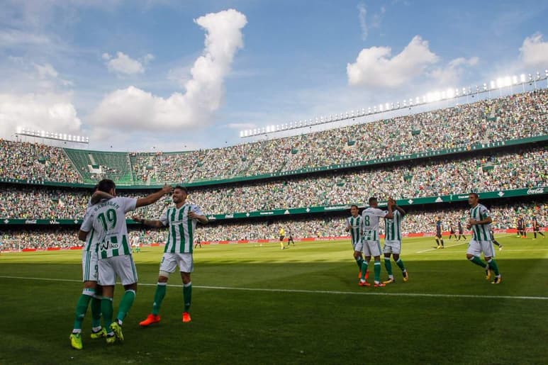 Con esta victoria, Real Betis consiguió escalar a la sexta posición con 16 puntos. (TWITTER)