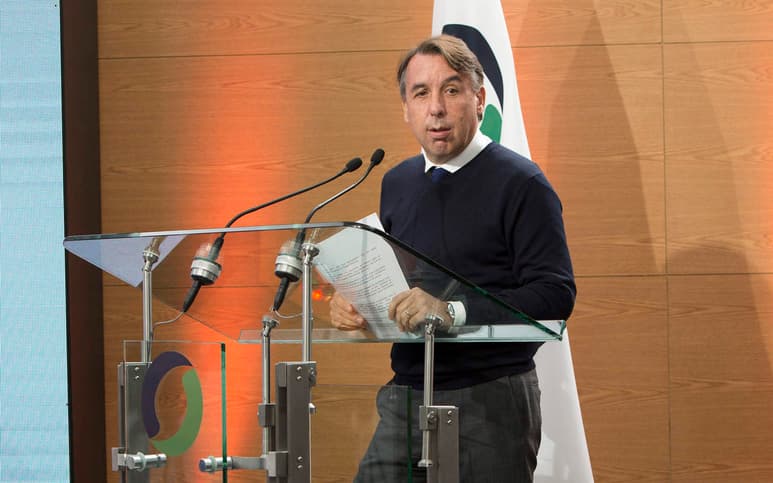 'Confío ampliamente en la capacidad de Bernardo y de Alfonso y estoy seguro que Televisa continuará fortaleciendo su posición en México como una de las empresas de telecomunicaciones con mayor crecimiento y como el principal productor de contenidos en español a nivel mundial, creando valor para nuestros accionistas', expresó Azcárraga. (ARCHIVO)