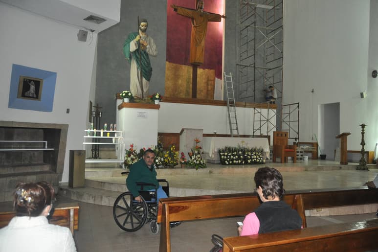 Fiesta. Para celebrar a San Judas Tadeo, la iglesia sufre algunas mejoras para recibir a miles de fieles devotos. (GUADALUPE MIRANDA)