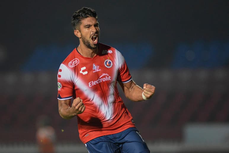 Eduardo Herrera se mantiene como delantero dentro de la plantilla del Rangers de Escocia. 