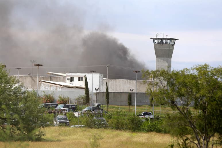 La Comisión Estatal de Derechos Humanos (CEDH) reiteró un exhorto a autoridades de Nuevo León, a fin de brindar atención médica y hospitalaria a reos lesionados durante el motín del 9 y 10 de octubre en el penal de Cadereyta Jiménez. (ARCHIVO)