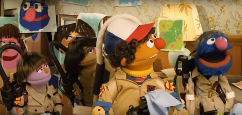 Además de esta parodia, Plaza Sésamo también ha hecho videos de 'Star Wars' (Star S’Mores), 'Harry Potter y el caliz de fuego' (Furry Potter y el cáliz de las galletas) y 'El señor de los anillos' (El señor de las migas). (ESPECIAL)