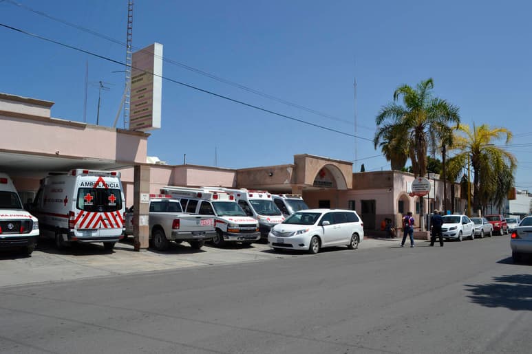 Suicida. Mujer toma pastillas para terminar con su vida; fue trasladada a la Cruz Roja para su atención. (ARCHIVO)