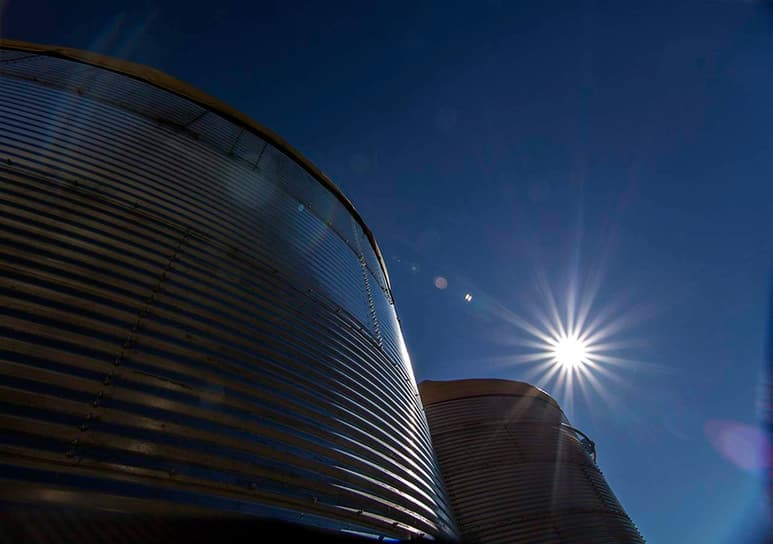 La operación del laboratorio consiste en captar la llamada luz Cherenkov, la cual permite analizar rayos cósmicos, estrellas de neutrones, hoyos negros, eventos de ráfagas solares, objetos en la galaxia y extragalácticos, así como destellos de rayos gamma. (ARCHIVO)