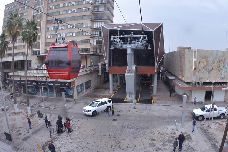 Medidas. A partir de esta semana el Teleférico comenzará a operar a su capacidad en cuanto a cargas y velocidades. (EL SIGLO DE TORREÓN)