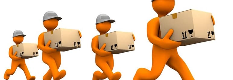 Nuevas tecnologías. Con el comercio en línea, las empresas de mensajería se vuelven clave. (ARCHIVO)