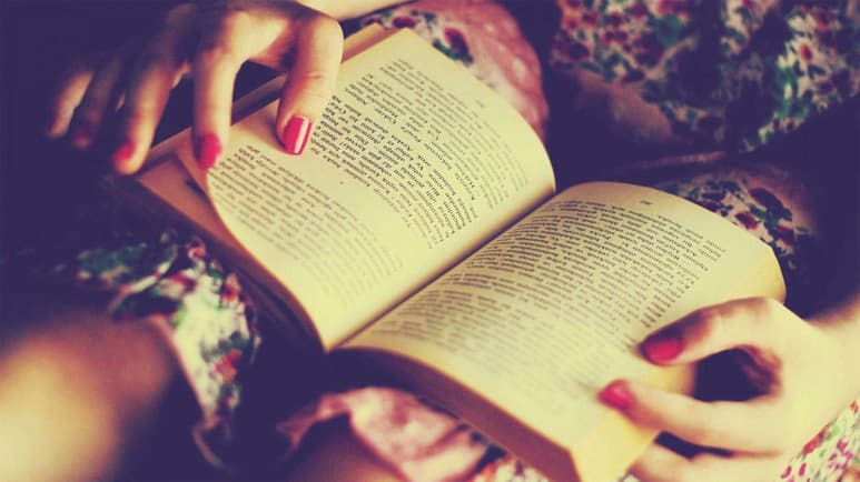 A pesar de tener un índice bajo de lectura en nuestro país, leer más se ha convertido en uno de los propósitos de Año Nuevo más populares.