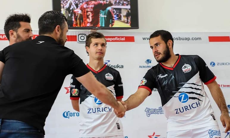 Ayer se llevó a cabo la presentación de los nuevos jugadores.