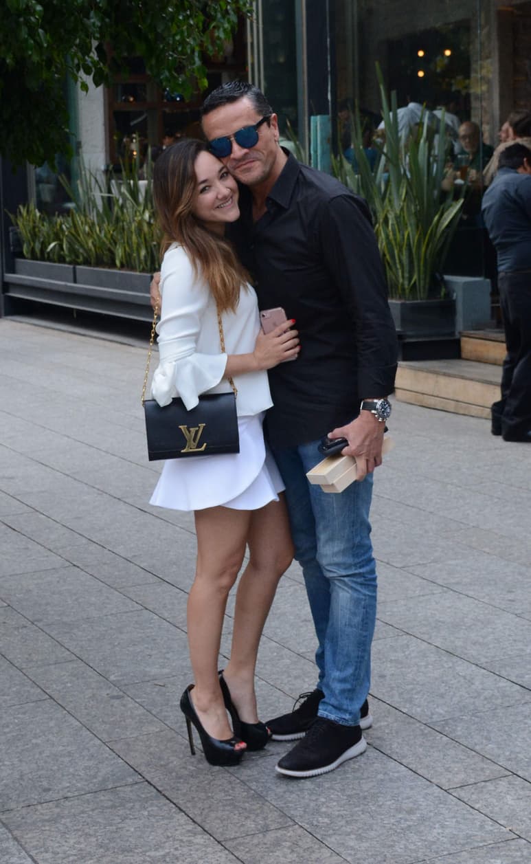 Luego de que hace algunas semanas se desataran los rumores sobre una posible boda secreta entre Sherlyn y Francisco Zea, la pareja reapareció en la Ciudad de México más enamorados que nunca. (AGENCIA MÉXICO)