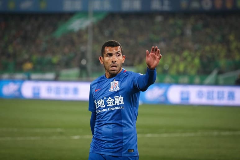 Carlos Tévez se sumó ayer a la pretemporada de Boca Juniors tras desvincularse del Shanghái Shenhua chino, donde jugó el último año.