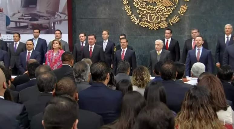 Osorio Chong confirmó su salida durante el acto “Soy México. Tu Acta de Nacimiento en Línea”. (ESPECIAL) 