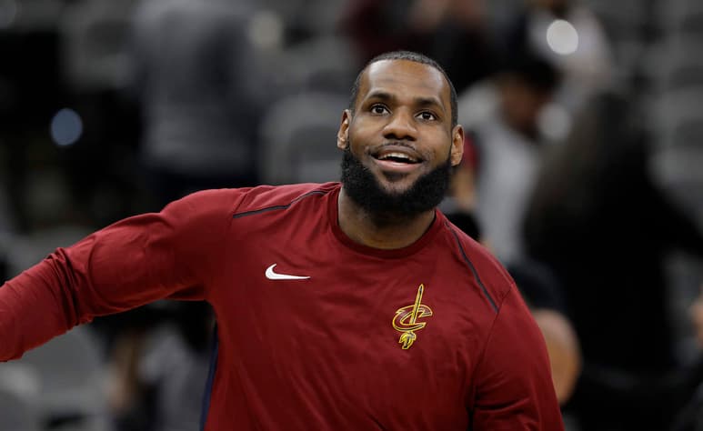Por primera vez, los capitanes de cada equipo tuvieron el derecho de seleccionar a sus compañeros para el Juego de Estrellas de la NBA. (ARCHIVO)