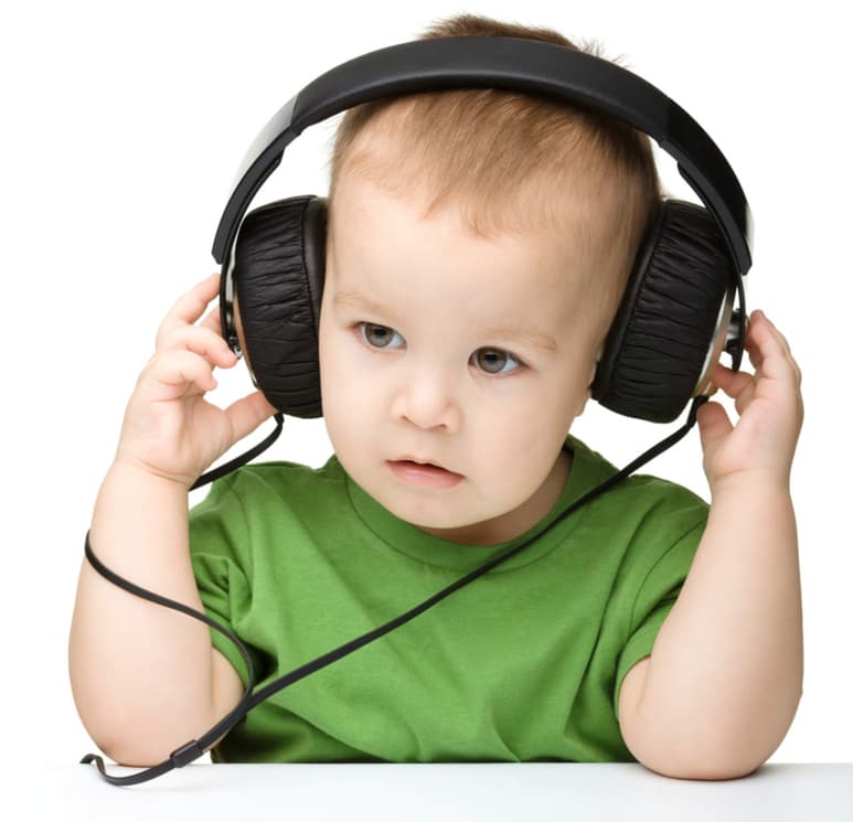 Existe una teoría que señala que el escuchar música de Mozart ayuda en las habilidades cognitivas de las personas, convirtiéndolas en seres más inteligentes. (ARCHIVO)