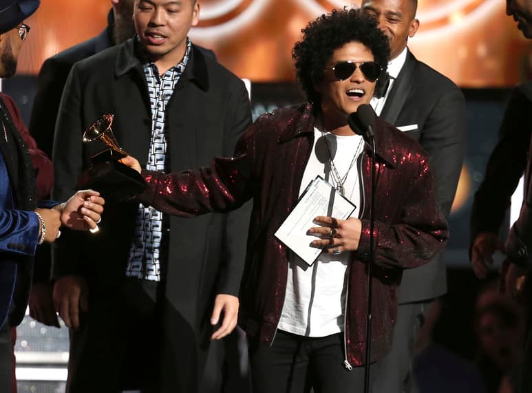 Bruno Mars arrasó en la 60 entrega del Grammy. (AP)