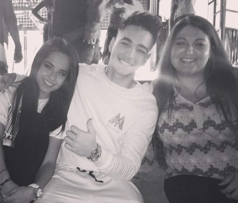 Becky G sorprendió a sus seguidores en Instagram al compartir una antigua fotografía junto a Maluma. (ESPECIAL)