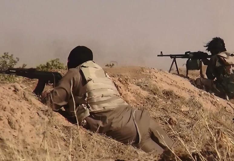 Según Naciones Unidas, a pesar los 'significativos reveses militares' que el EI sufrió el pasado año en Irak, Siria y Filipinas, 'el grupo y sus filiales siguen planteando una amenaza importante y cambiante alrededor del mundo'. (ARCHIVO)