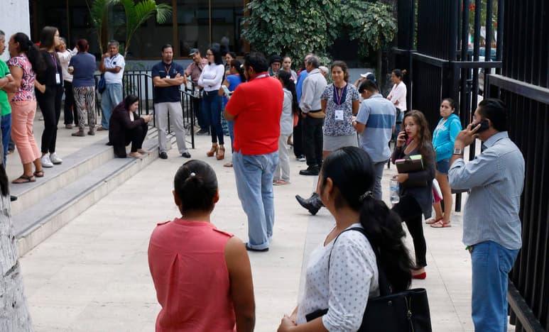 El movimiento telúrico ocurrido a las 08:05 horas de este viernes fue percibido en Cihuatlán, Puerto Vallarta, Manzanillo y en otras localidades cercanas al epicentro. (EFE)