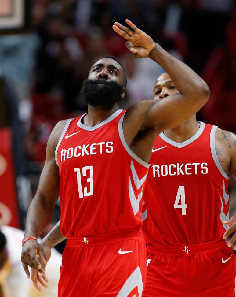 James Harden anotó 34 puntos y repartió 12 asistencias en la victoria de los Rockets 126-108 sobre Timberwolves de Minnesota. Harden brilla en la paliza de Houston ante Minnesota