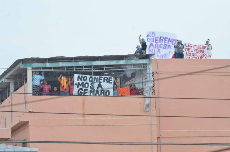 Manifestación. Internos del Penal de 'Topo Chico' protestaron contra la directora.