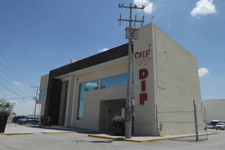 Acciones. Muchos padres no se percatan de que algunas acciones resultan en omisión de cuidados, el cual es un delito. (EL SIGLO DE TORREÓN)
