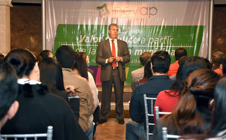 Capacitación. Participaron servidores públicos municipales y estuvo a cargo del Inevap. (EL SIGLO DE TORREÓN)