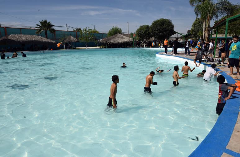 La alberca permanecerá abierta de martes a domingo, en horarios de las 10:00 a las 18:00 horas,esperando una gran afluencia de visitantes. (EL SIGLO DE TORREÓN)