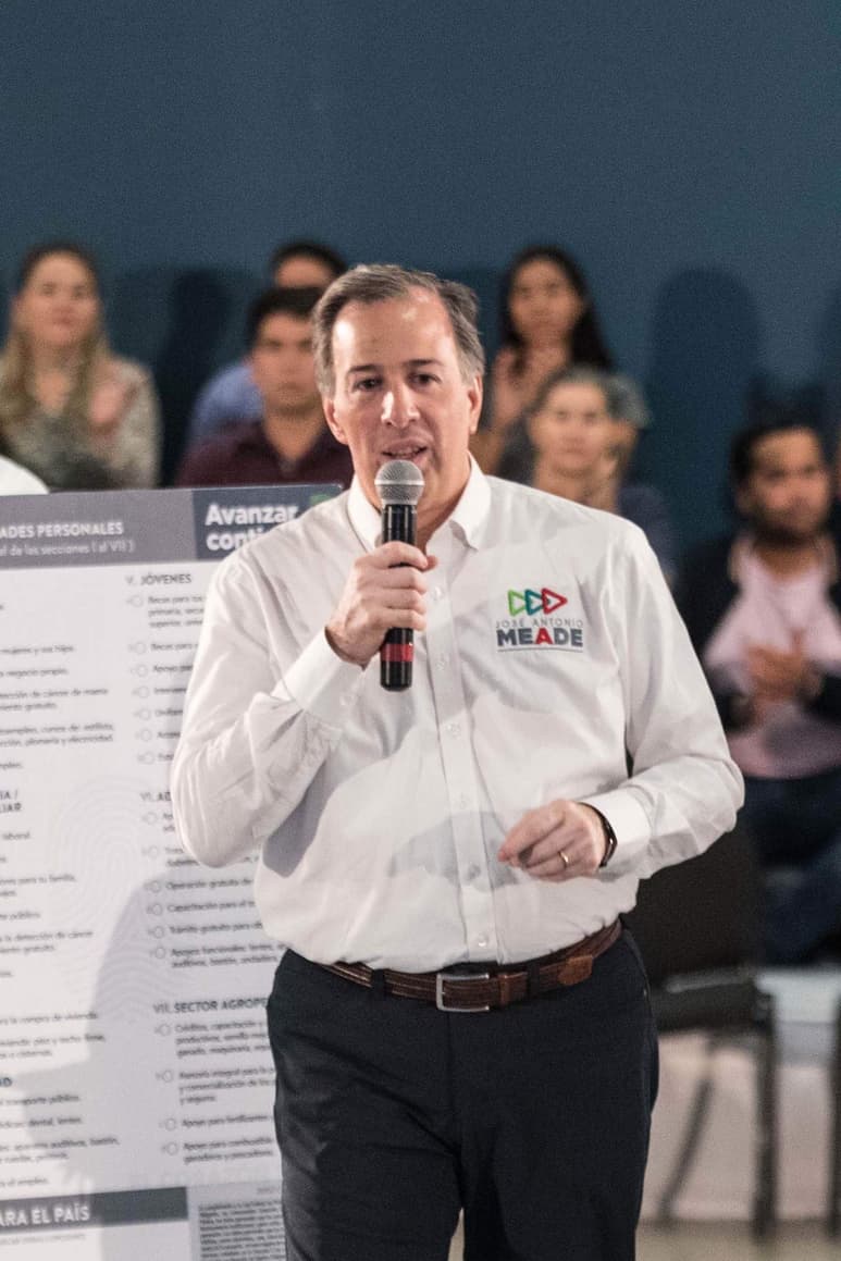 En entrevista en Mazatlán, Sinaloa, aseguró que México defenderá sus intereses con valentía y absoluta certeza de que es un país que merece y exige respeto, ante la propuesta de Trump de militarizar la frontera. (ARCHIVO)