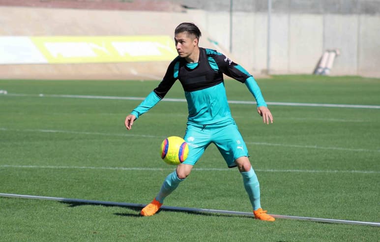El defensa estadounidense Jorge Flores Villafaña, del Santos Laguna, aceptó que su equipo se quitó un peso al clasificarse a la liguilla del torneo Clausura, pero no debe bajar las manos porque viene lo mejor. (Cortesía)