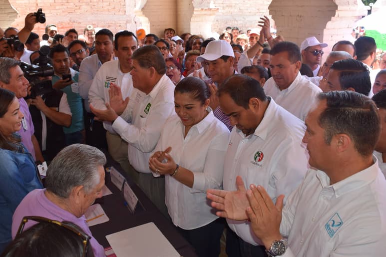 Regreso. Ana Isabel dijo que seguirá cambiando San Pedro. (EL SIGLO DE TORREÓN/MARY VÁZQUEZ)