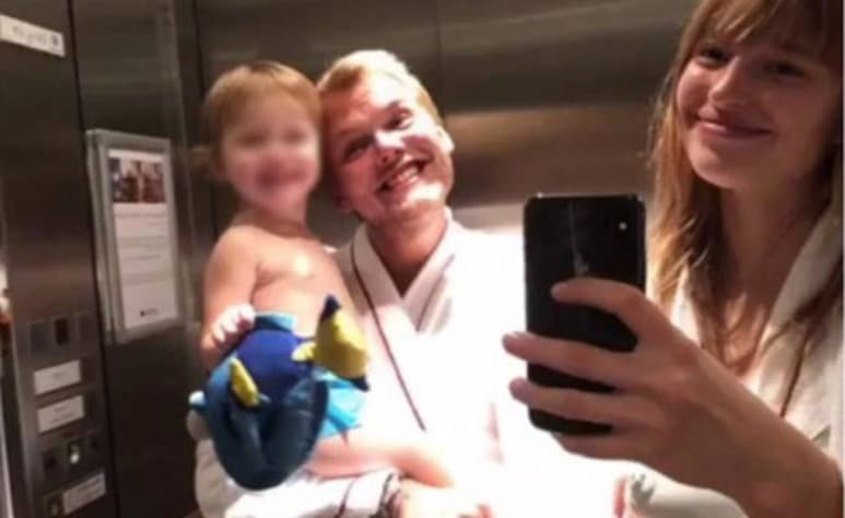 Conmovedor. La modelo checa Tereza Kacerová, acompañó la publicación con un video donde aparece ella, su hijo y el DJ.