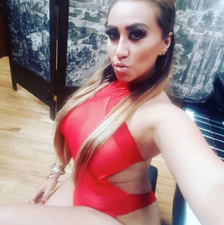 Aseguró que fue contratada para esa sesión de fotos. (ESPECIAL)