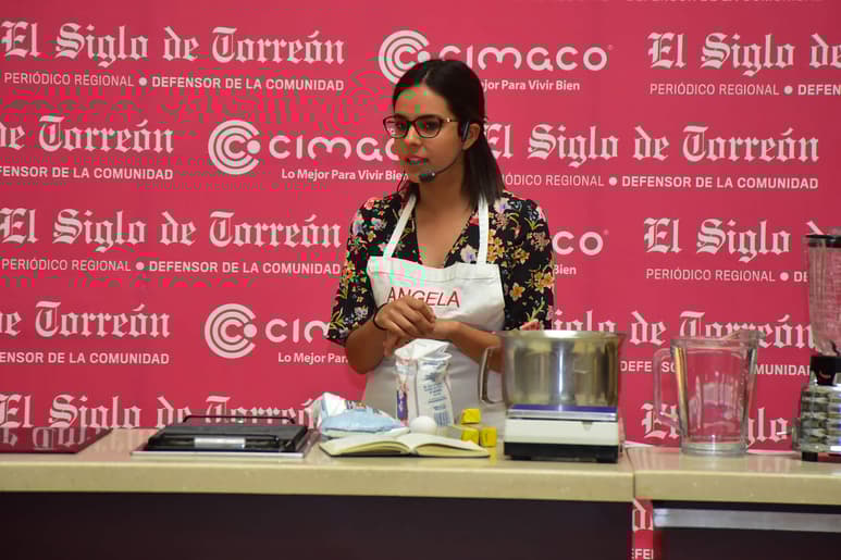 La chef Ángela Aranda representó a La Laguna en Masterchef
2017 y ayer impartió la clase ‘Cocinando con el corazón’. (Ernesto Ramírez)