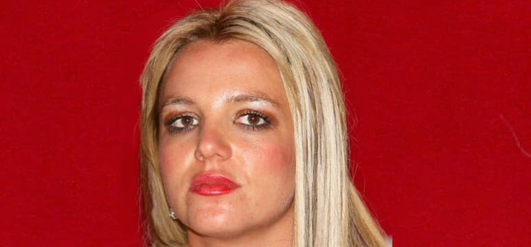 Hace 10 años nació el meme más memorable de la 'princesa' del pop. (ESPECIAL)