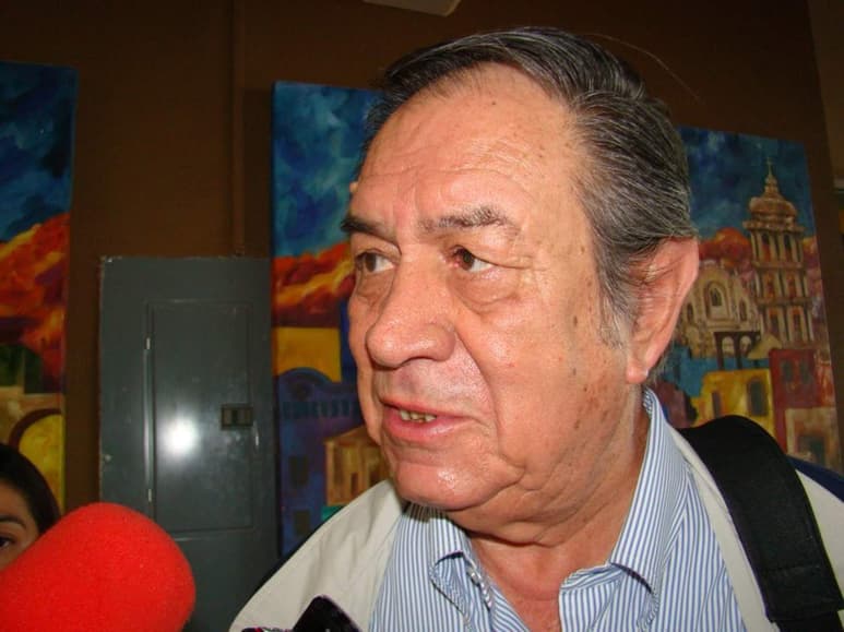Dávila Esquivel, de 79 años de edad, amigo, colaborador y sucesor de la otrora líder del magisterio nacional, Elba Esther Gordillo Morales, murió a las 18:00 horas del domingo en un hospital privado debido a una bacteria que le afectó varios órganos. (TWITTER)