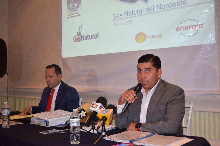 Defensa. Cuauhtémoc Mejía, asesor legal y Alberto Anaya, gerente de Enlace y Gestión de GNN
dijeron que se aportarán todas las pruebas para que el amparo se declare improcedente. (EL SIGLO DE TORREÓN)